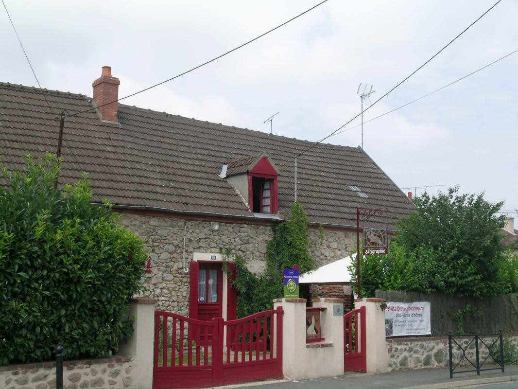 photo 0