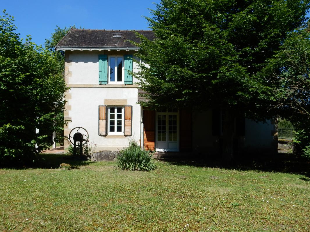 photo 0