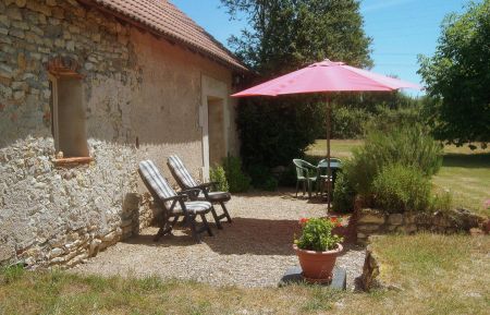 G&icirc;te n&deg;G221796 Lurcy-L&eacute;vis - Allier - G&icirc;te de Chavy &agrave; Lurcy L&eacute;vis dans l'Allier en Auvergne