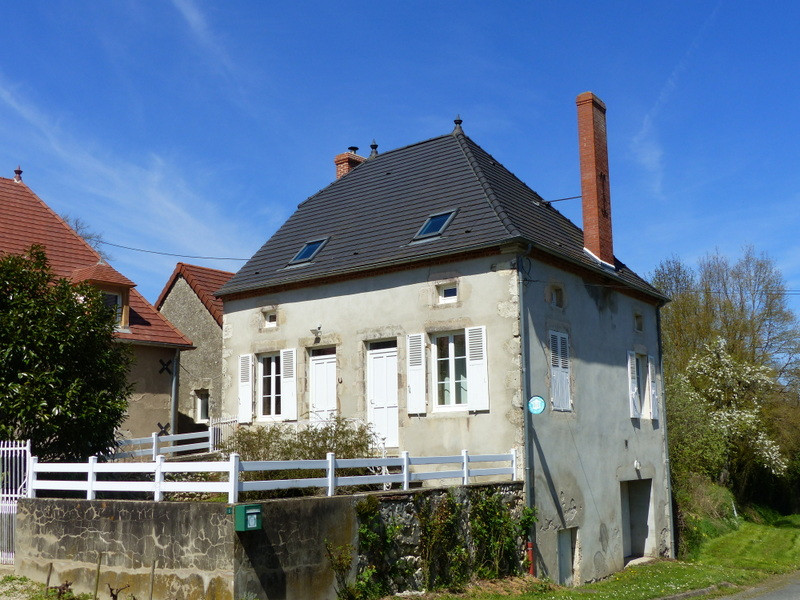 photo 0