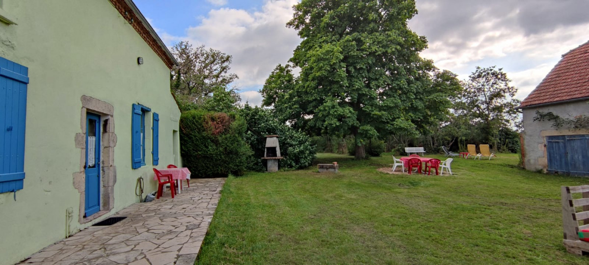 photo 0
