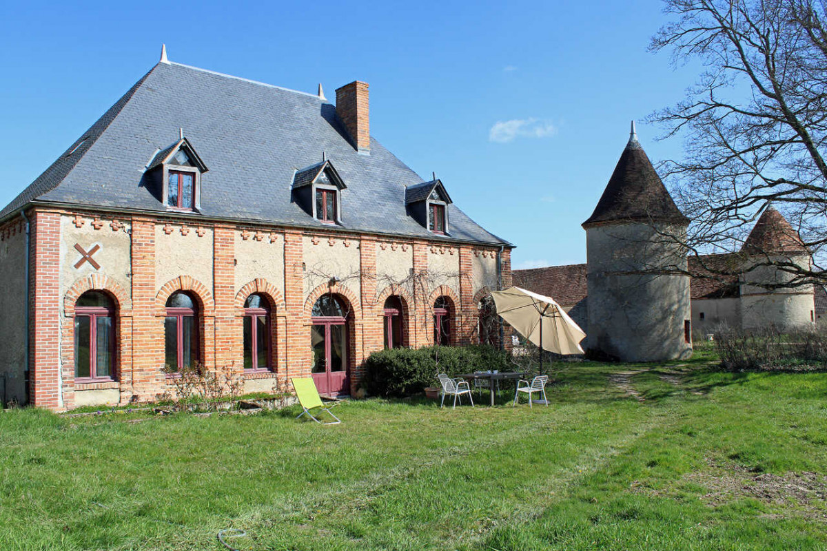 photo 0