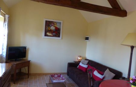 G&icirc;te n&deg;G21402 Toulon-sur-Allier - Allier - Le coin s&eacute;jour-couchage.